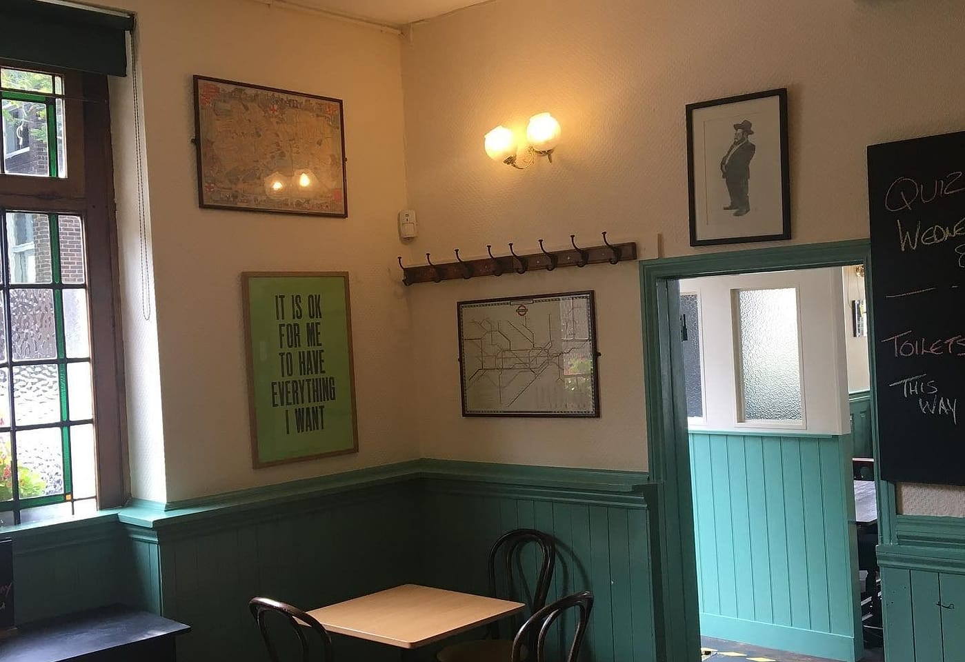 The charles lamb angel pub