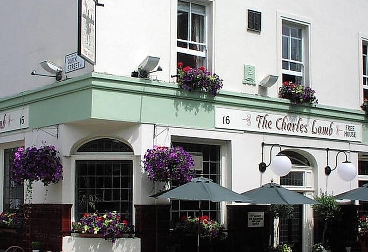 The charles lamb angel pub