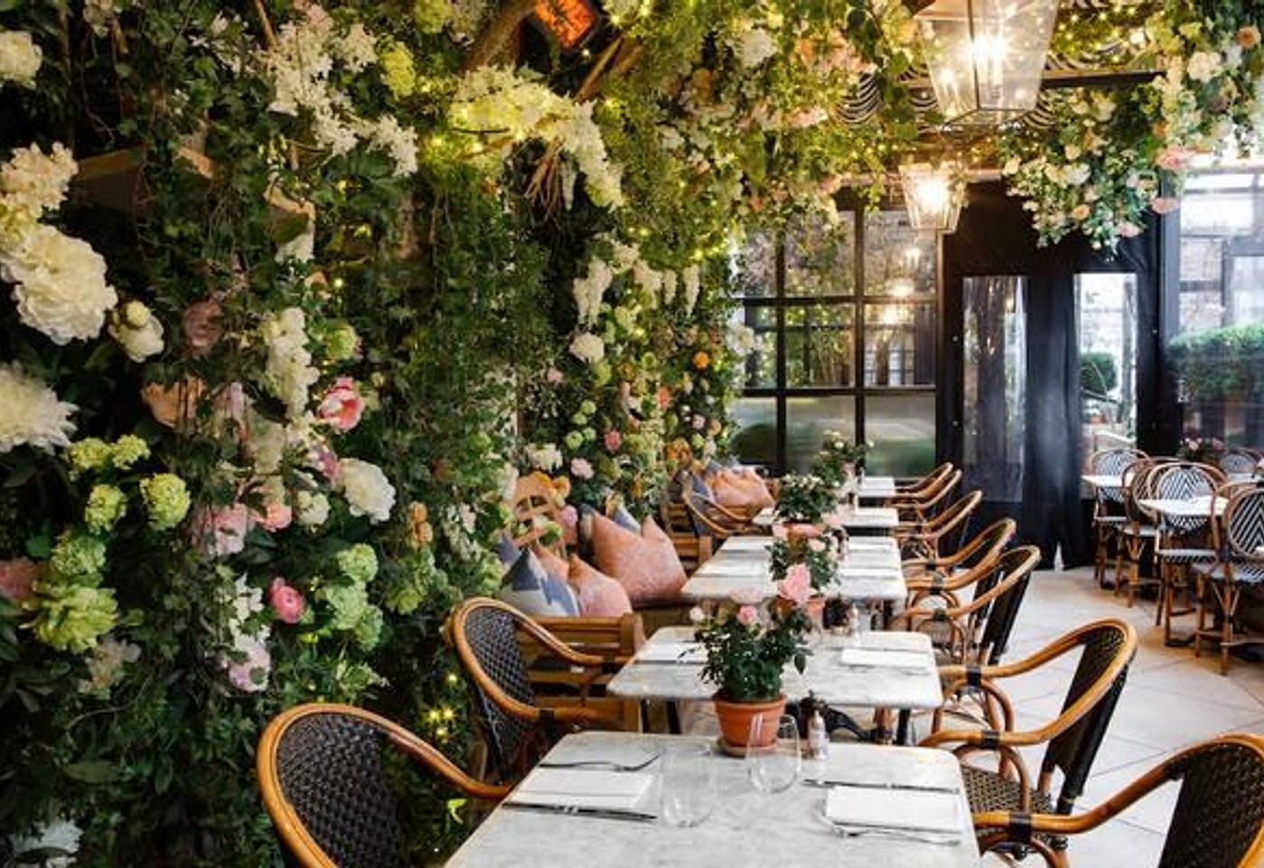 Verdant luxury just off TCR: The Dalloway Terrace image 2