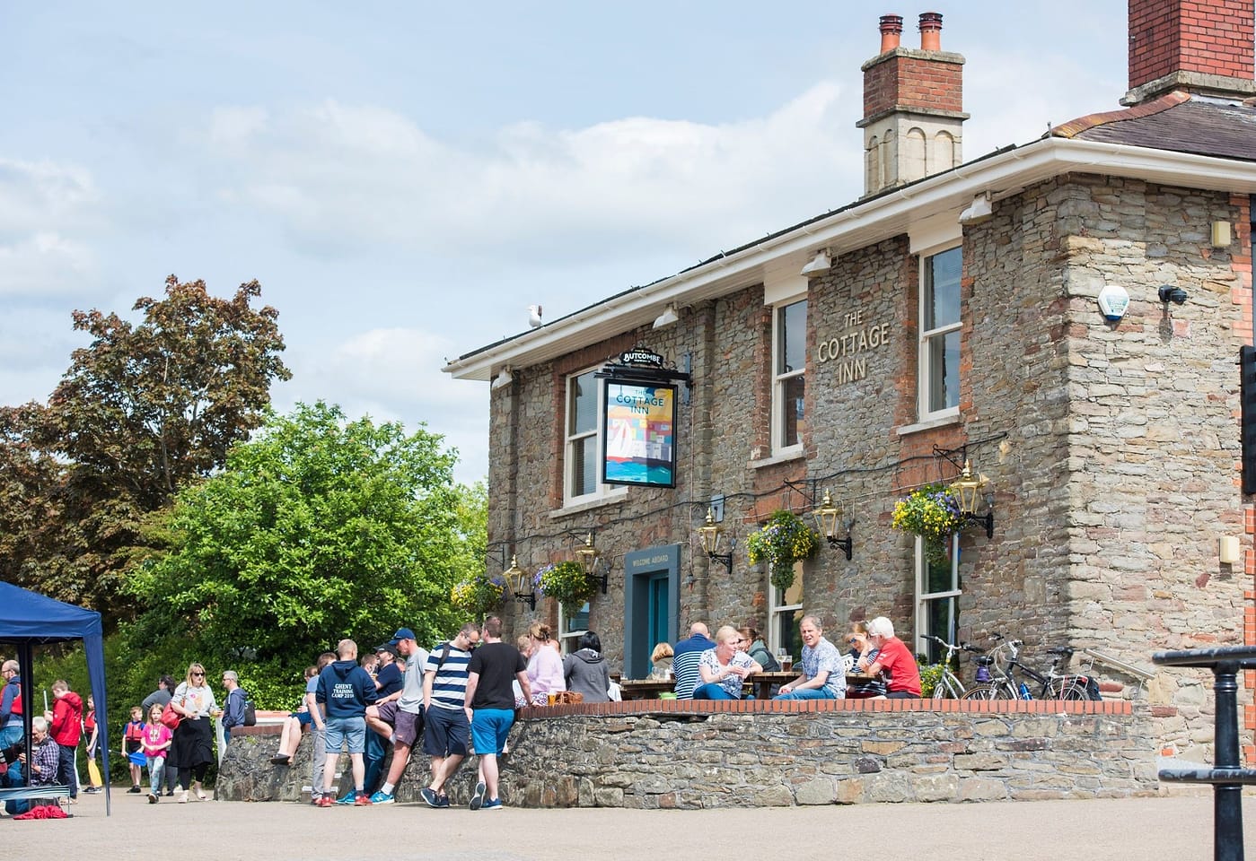 The cottage inn harbourside pub