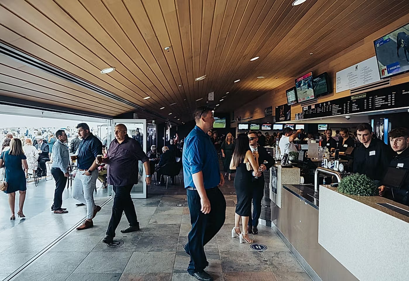 Thoroughbred Park | Winning Post Bar | Venue Hire Canberra | 2