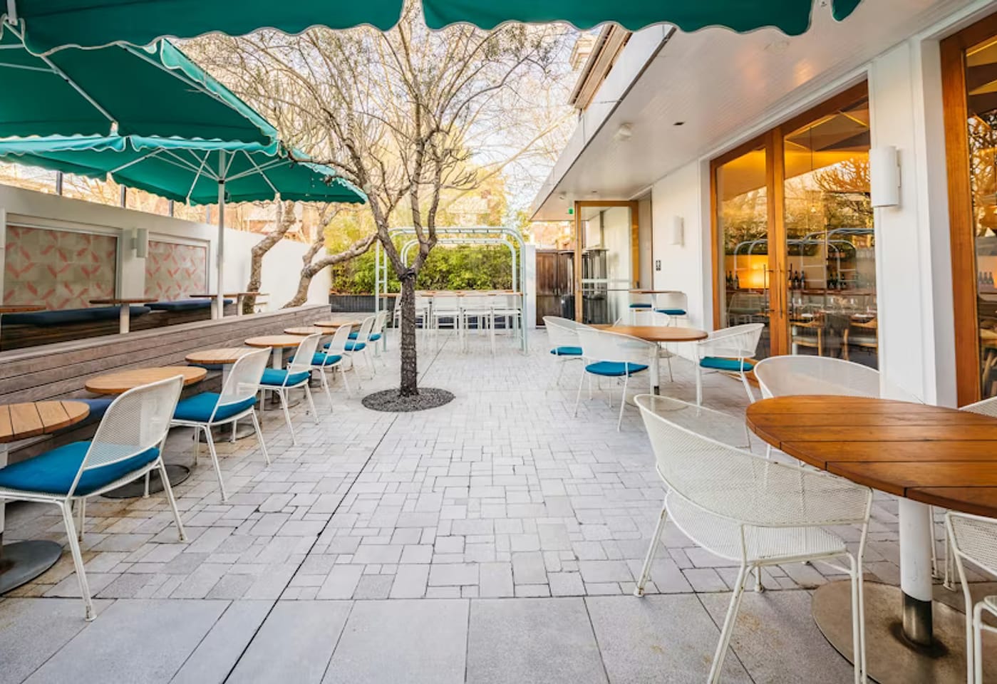 Tilbury Hotel Courtyard, Tilbury Hotel1