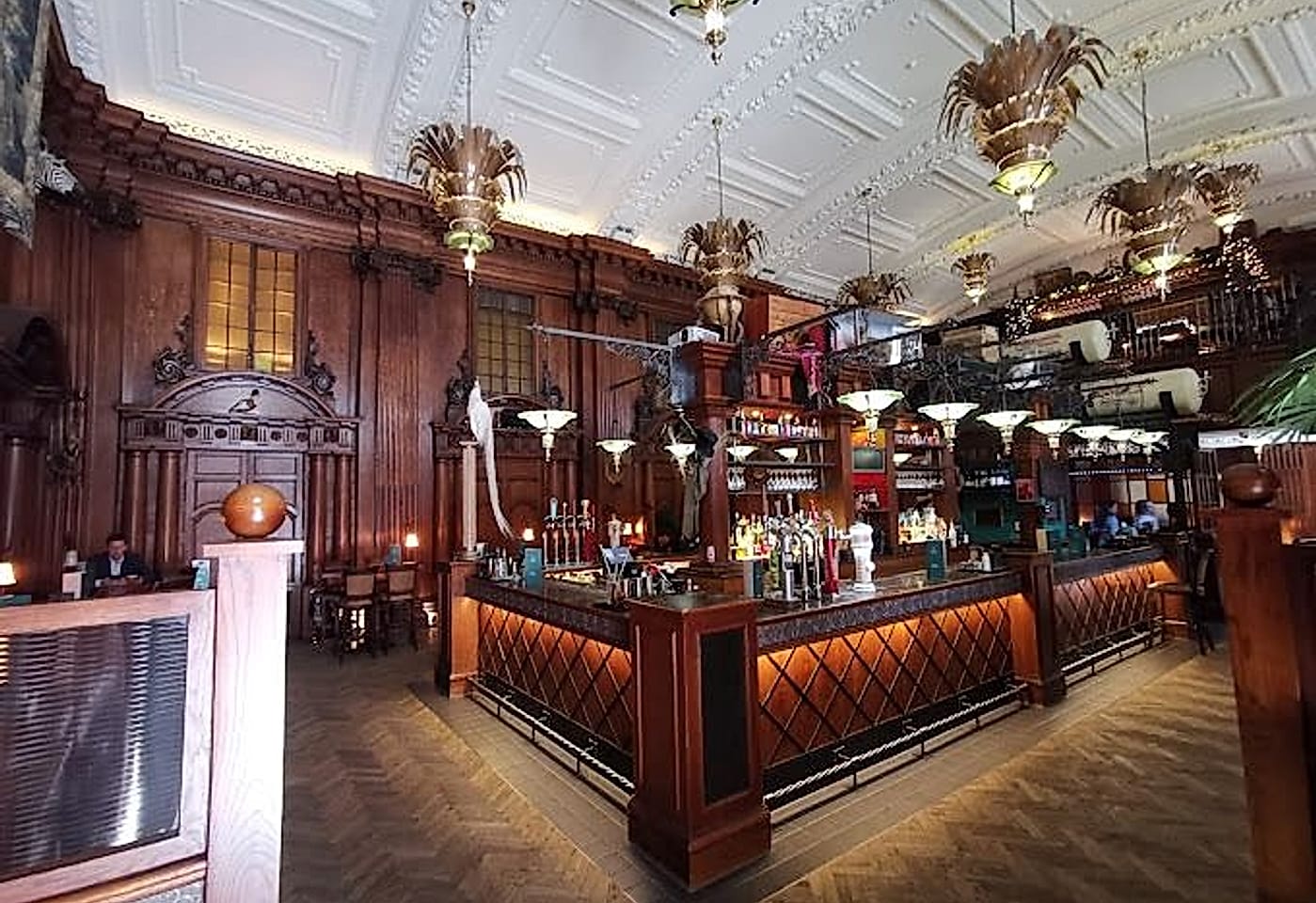 A St Pauls bar for the wine lovers: El Vino Masons Avenue image 2