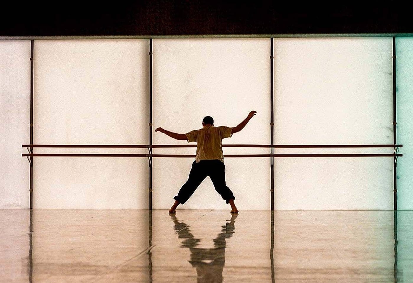 The London rehearsal studio for award-winning work: Laban Building image 2
