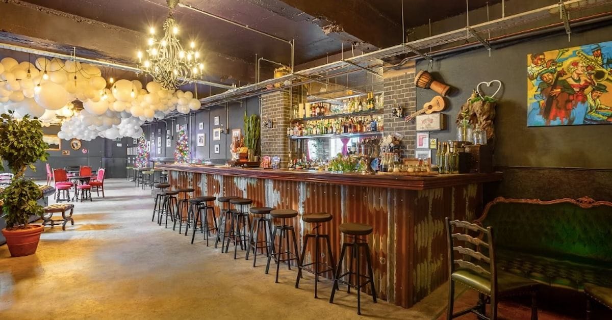 A Hackney bar to liven up your evening: U7 Bar and Lounge image 2