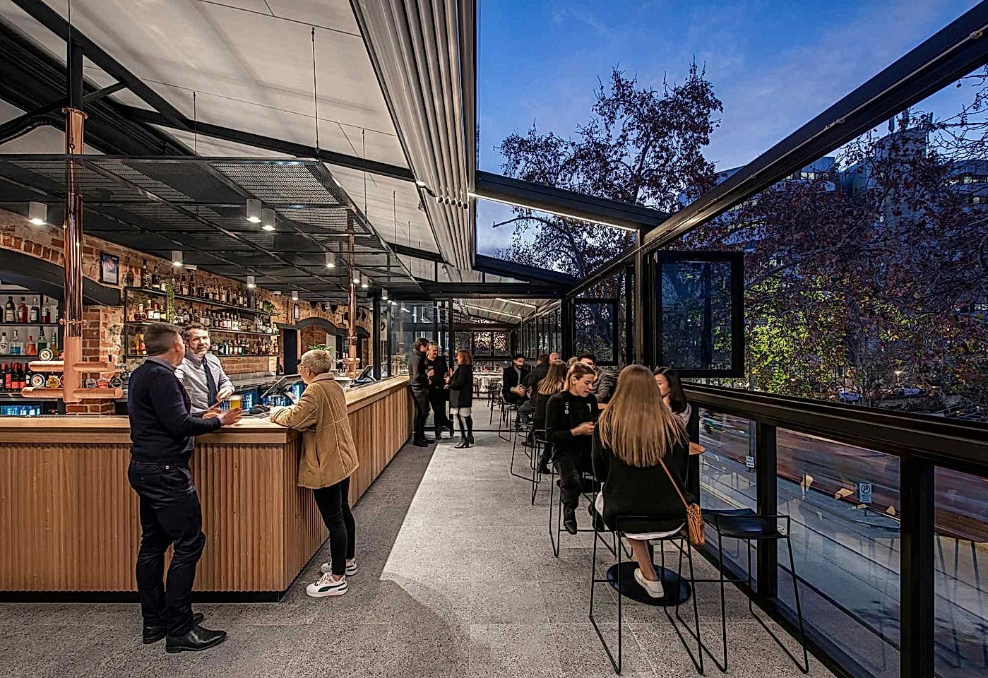 Strathmore Hotel | Verandah Dining | Venue Hire Adelaide | 1