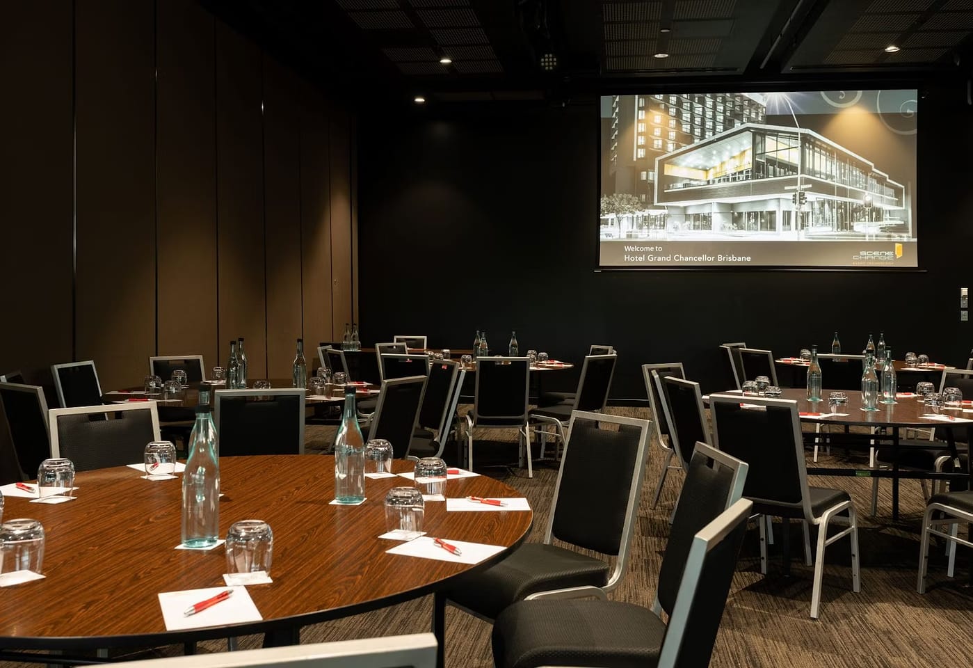Wickham Room, Hotel Grand Chancellor Brisbane image 2