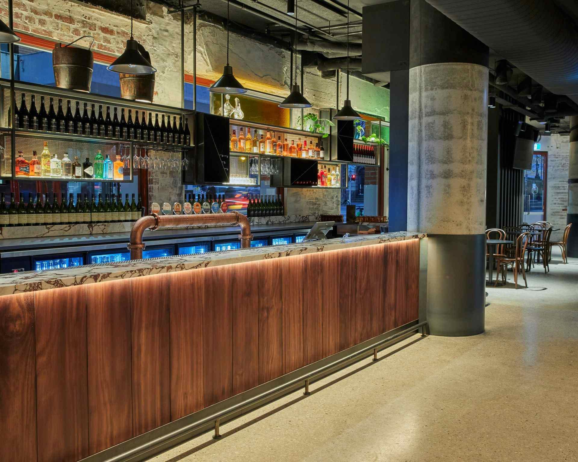 Wine Bar, The Metropolitan Hotel image 3