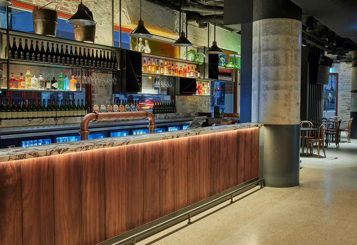 Wine Bar, The Metropolitan Hotel image 3