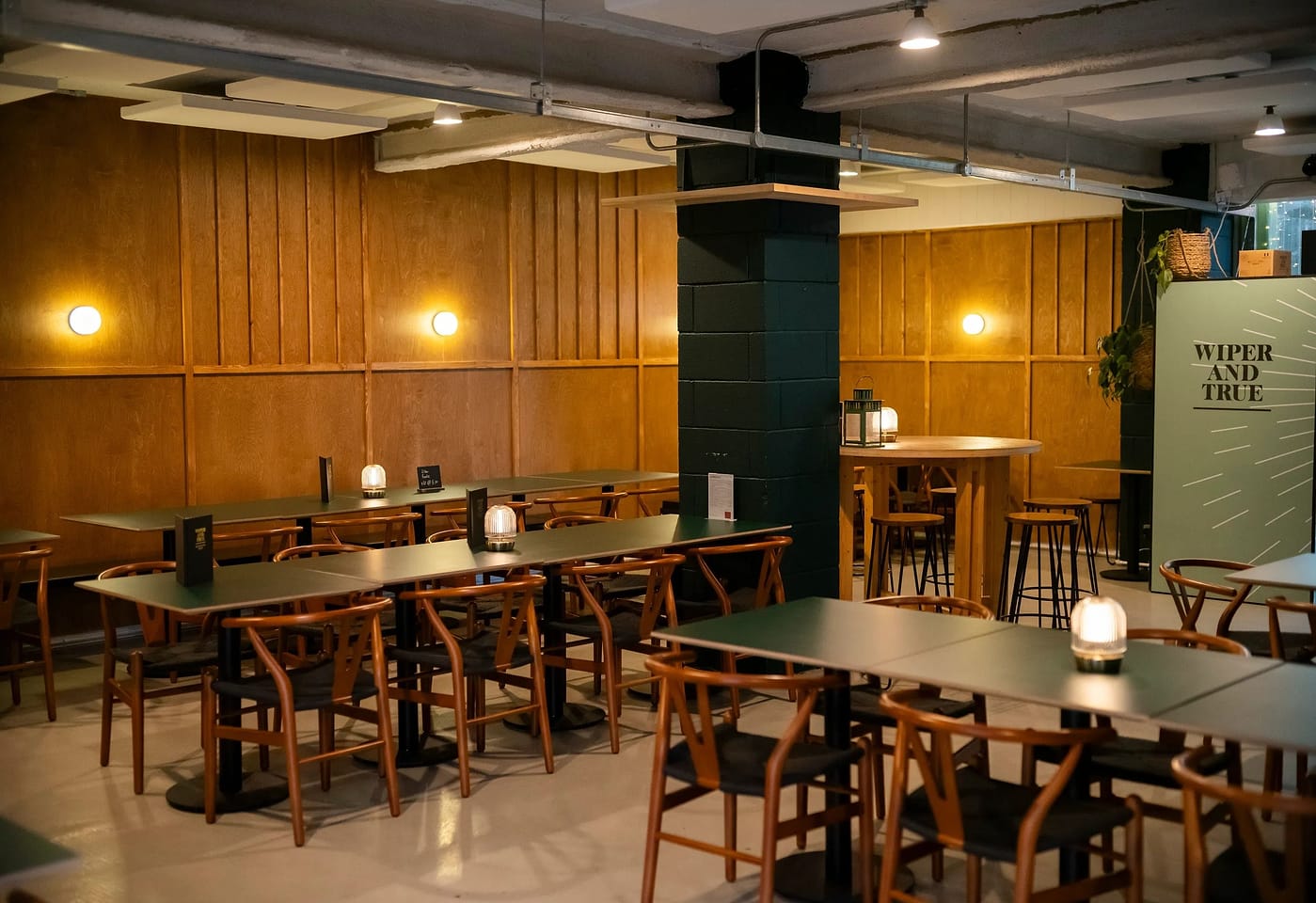 A private members'-club feel for your works do: The Snug, Wiper and True Brewery & Taproom, Old Market image 3