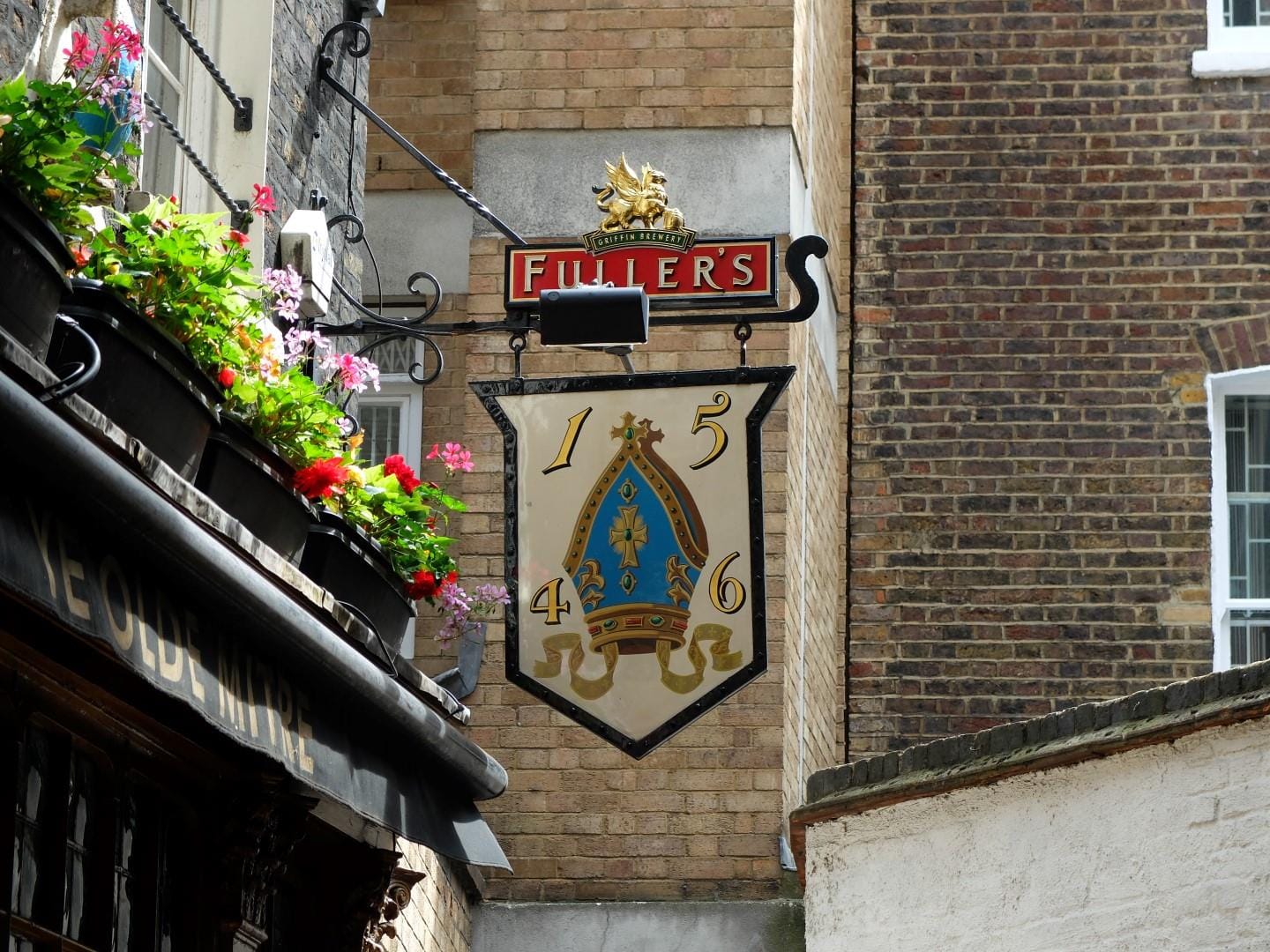 Ye olde Mitre farringdon pub 