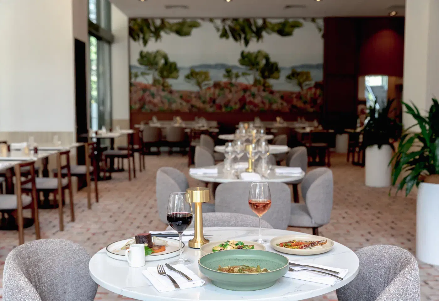 Dapl Restaurant, Amora Hotel Brisbane image 2