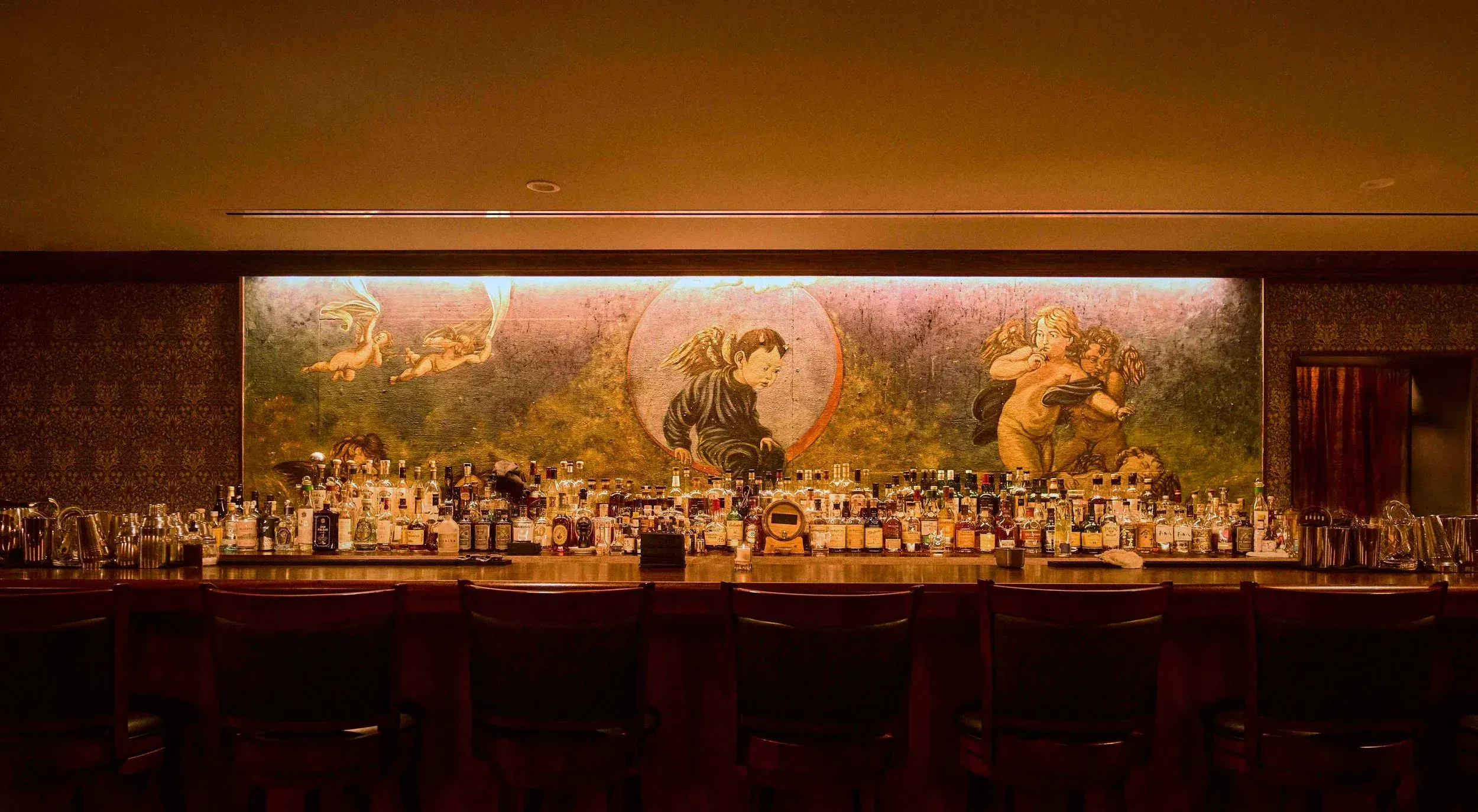 A cocktail bar that moved East to West: Angels Share1