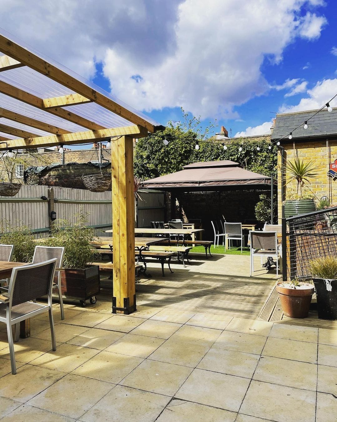 ashburnham arms beer garden