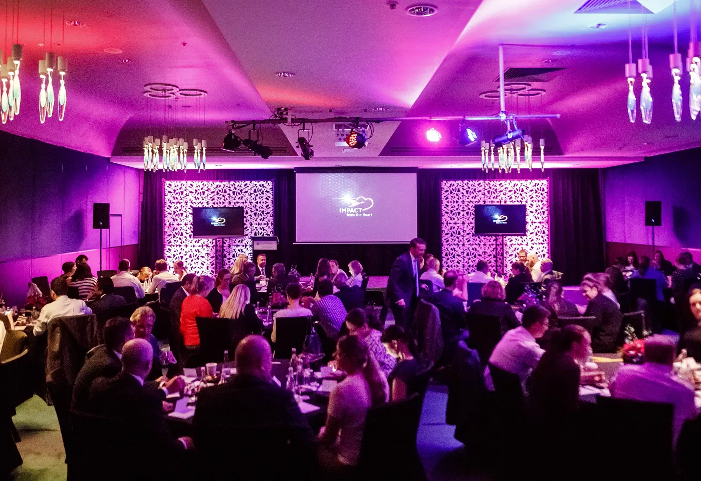 Roosevelt Room, Pullman and Mercure image 3