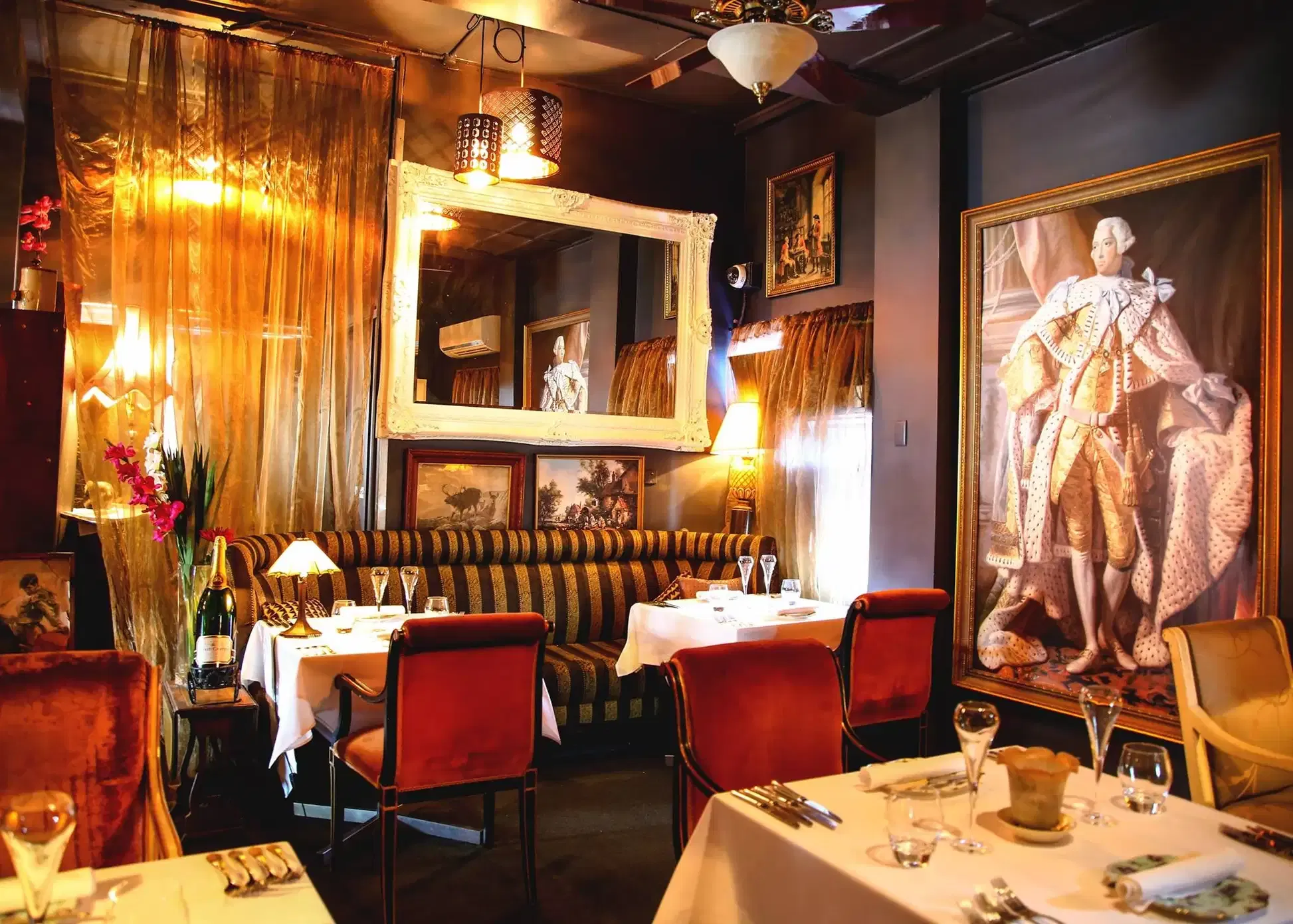 Deer Duck Bistro, Deer Room image 2