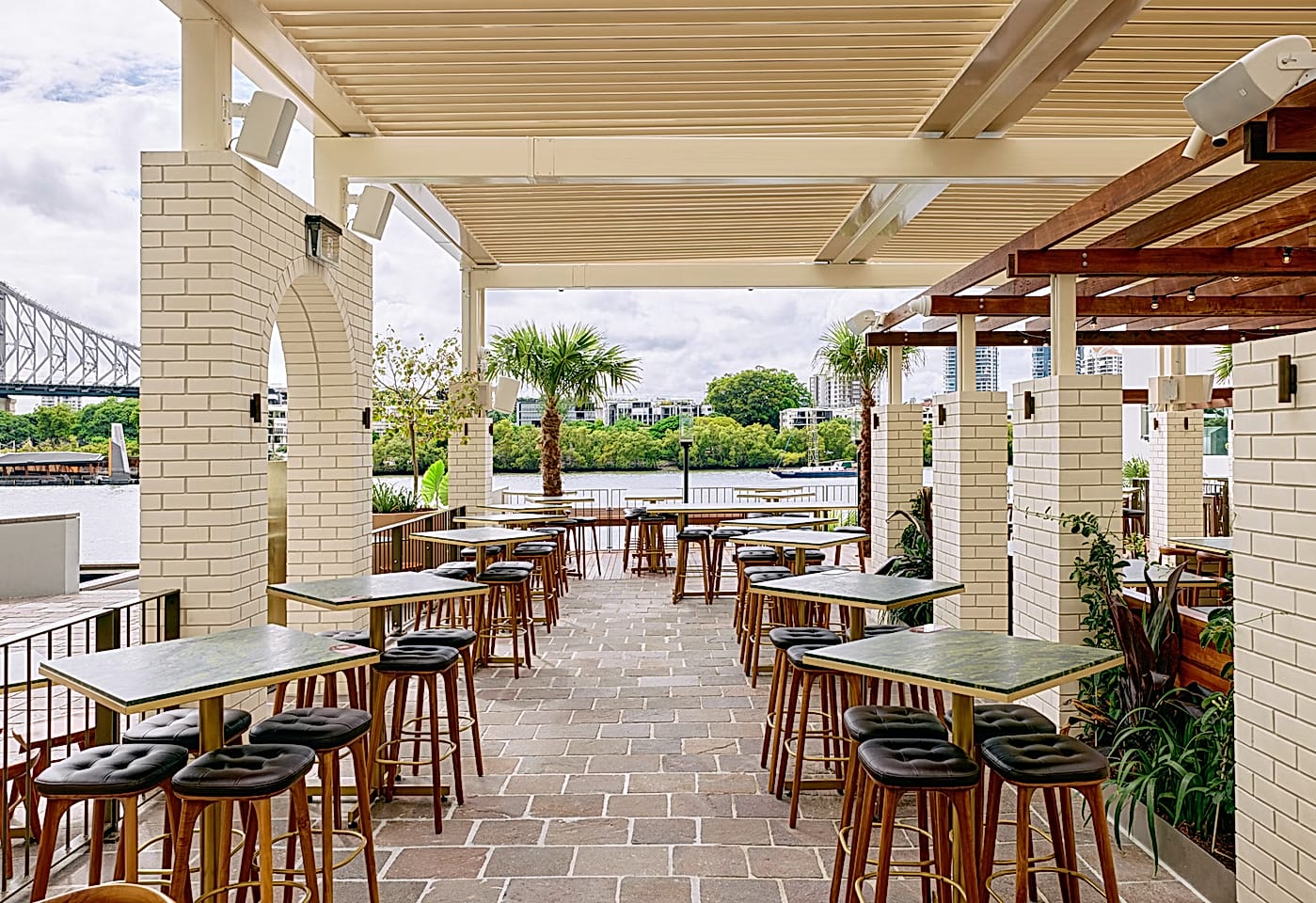 Babylon Brisbane | View of Outdoor Seating and Story Bridge | Venue Hire Brisbane | 3