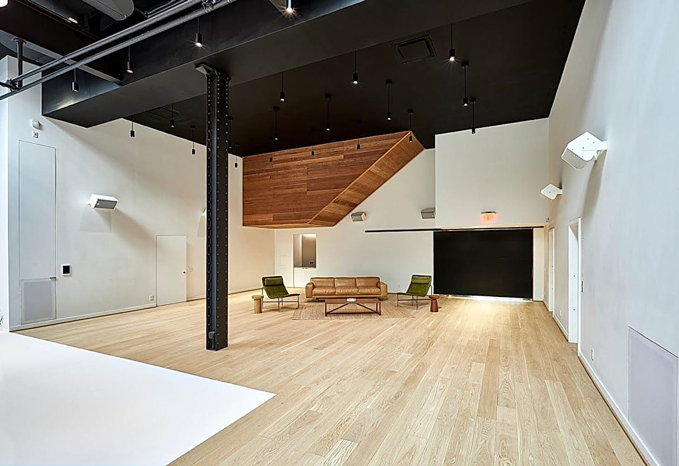 A Lower East Side meeting room you’ll be crazy in love with: Bathhouse Studios image 3