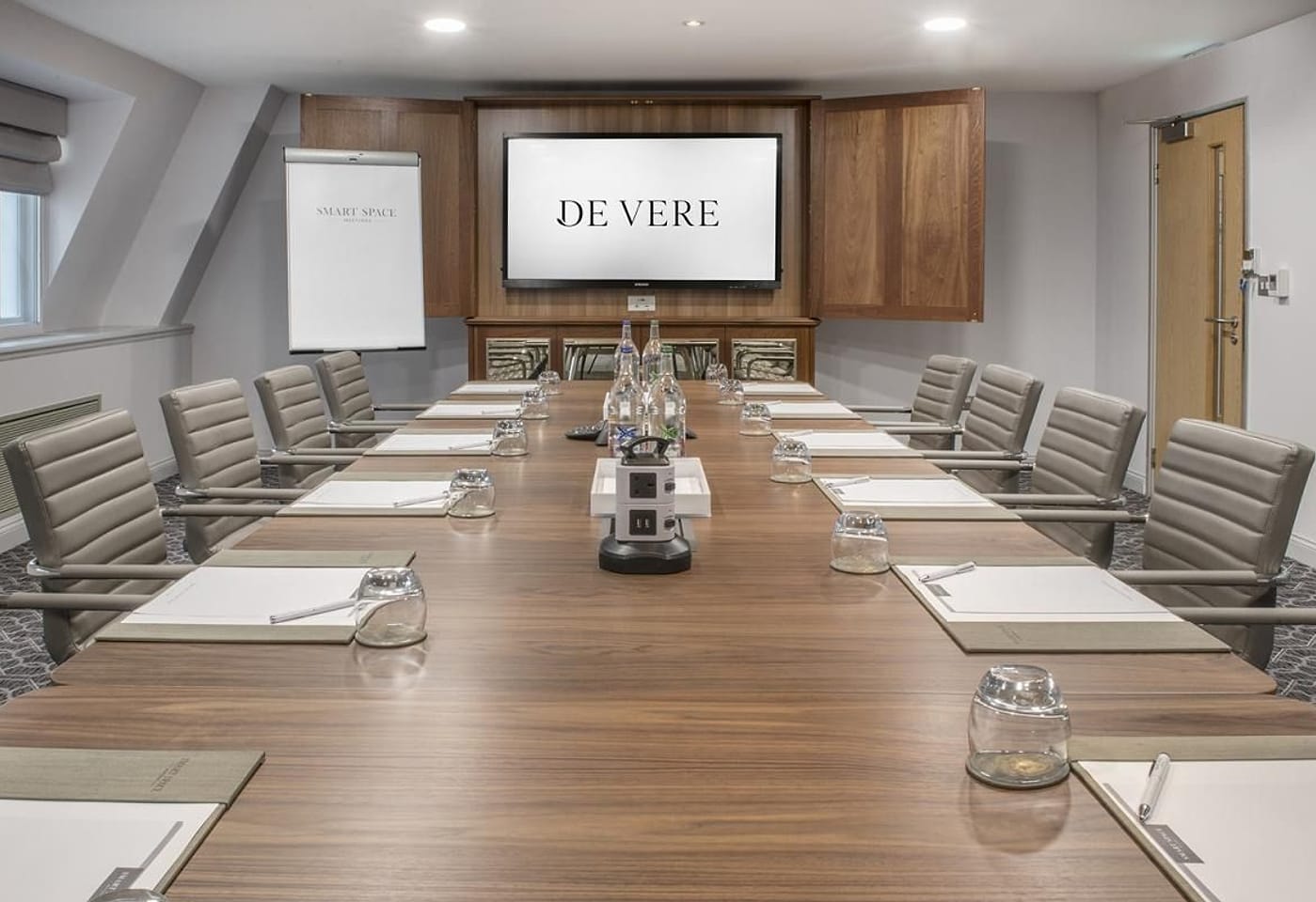 de vere grand connaught rooms west end meeting room london