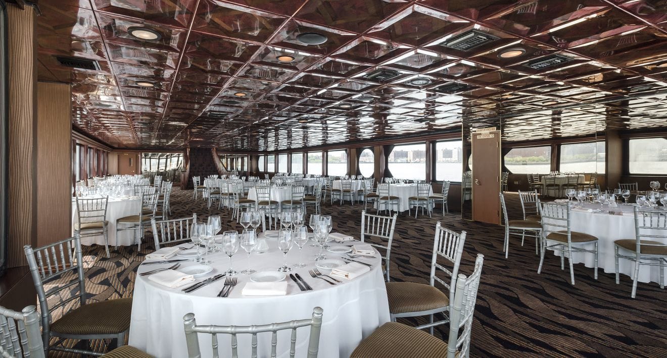 Elegant dining with panoramic views: Atlantica image 3