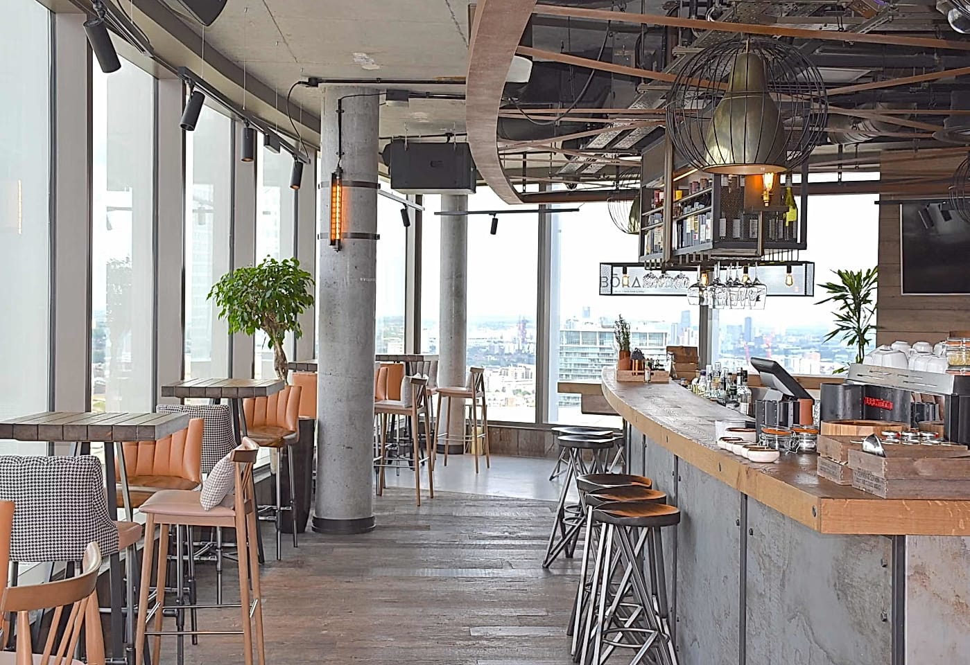 bokan 38 in novotel london in canary wharf london