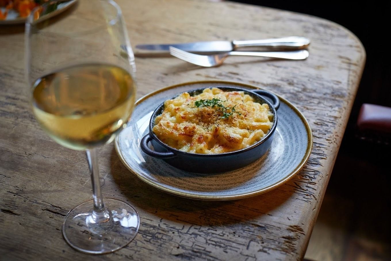 bow street tavern covent garden party 3