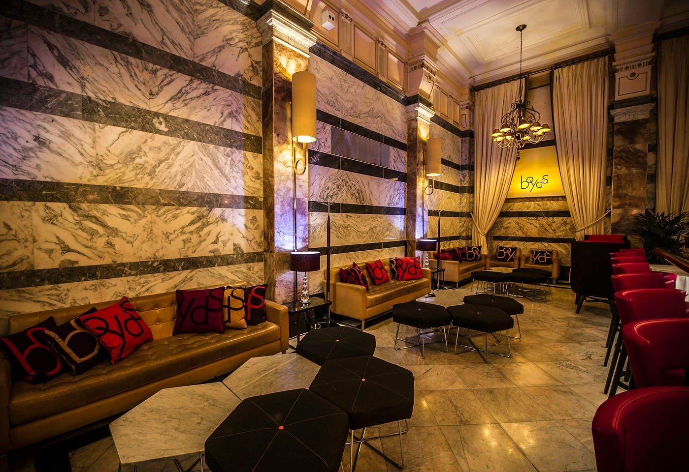 boyds bar and grill embankment wine bar london