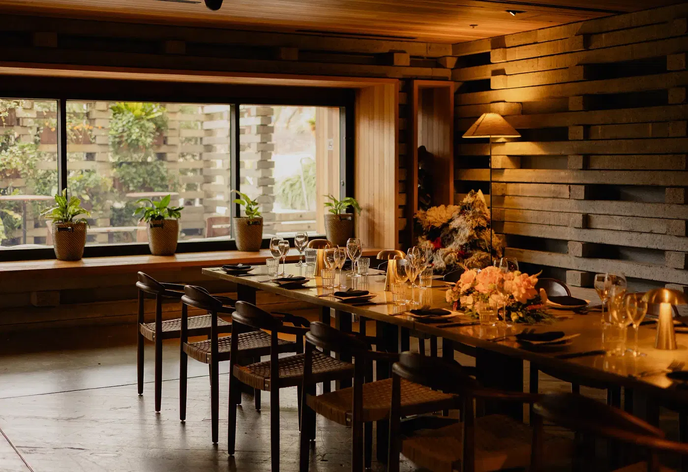 Mosaic Lounge, Ovolo Nishi1