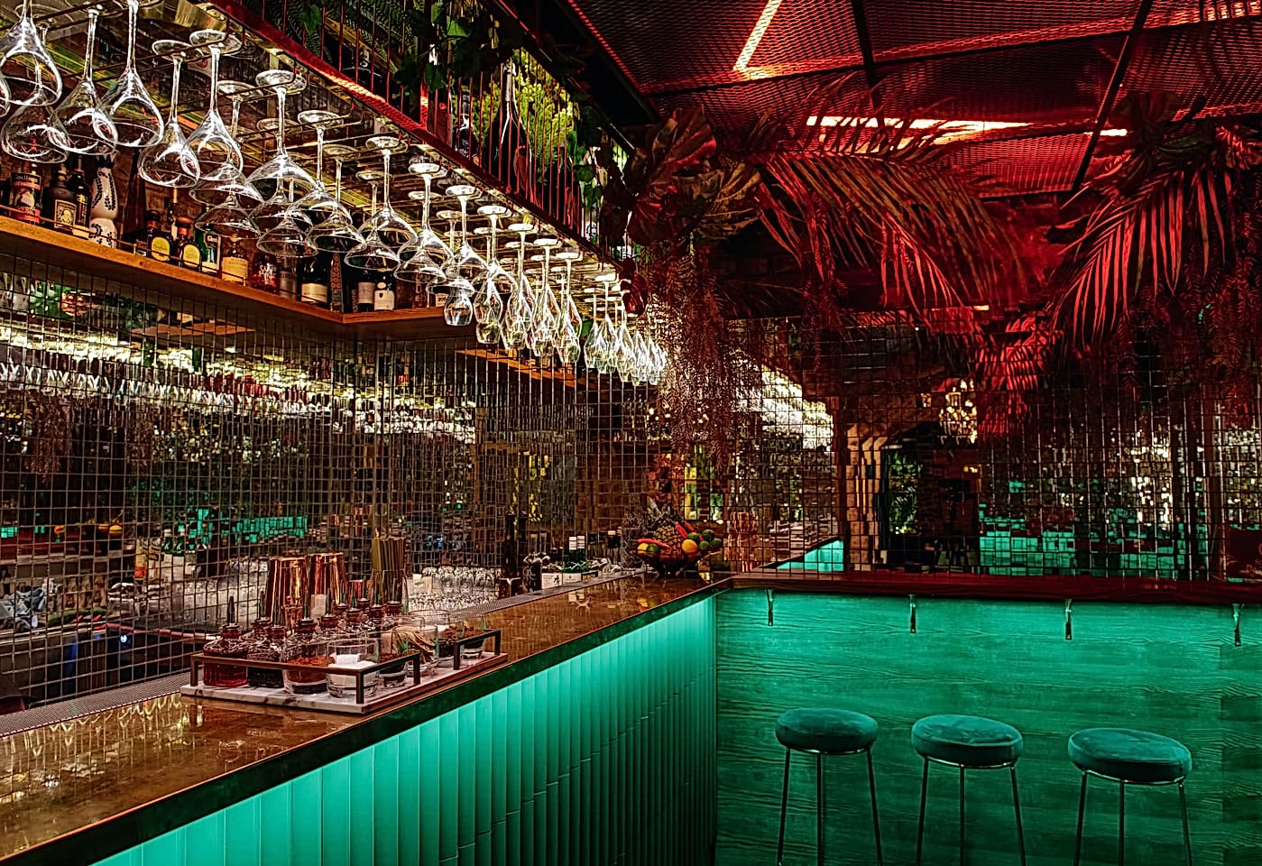 cache cache covent garden bars 1