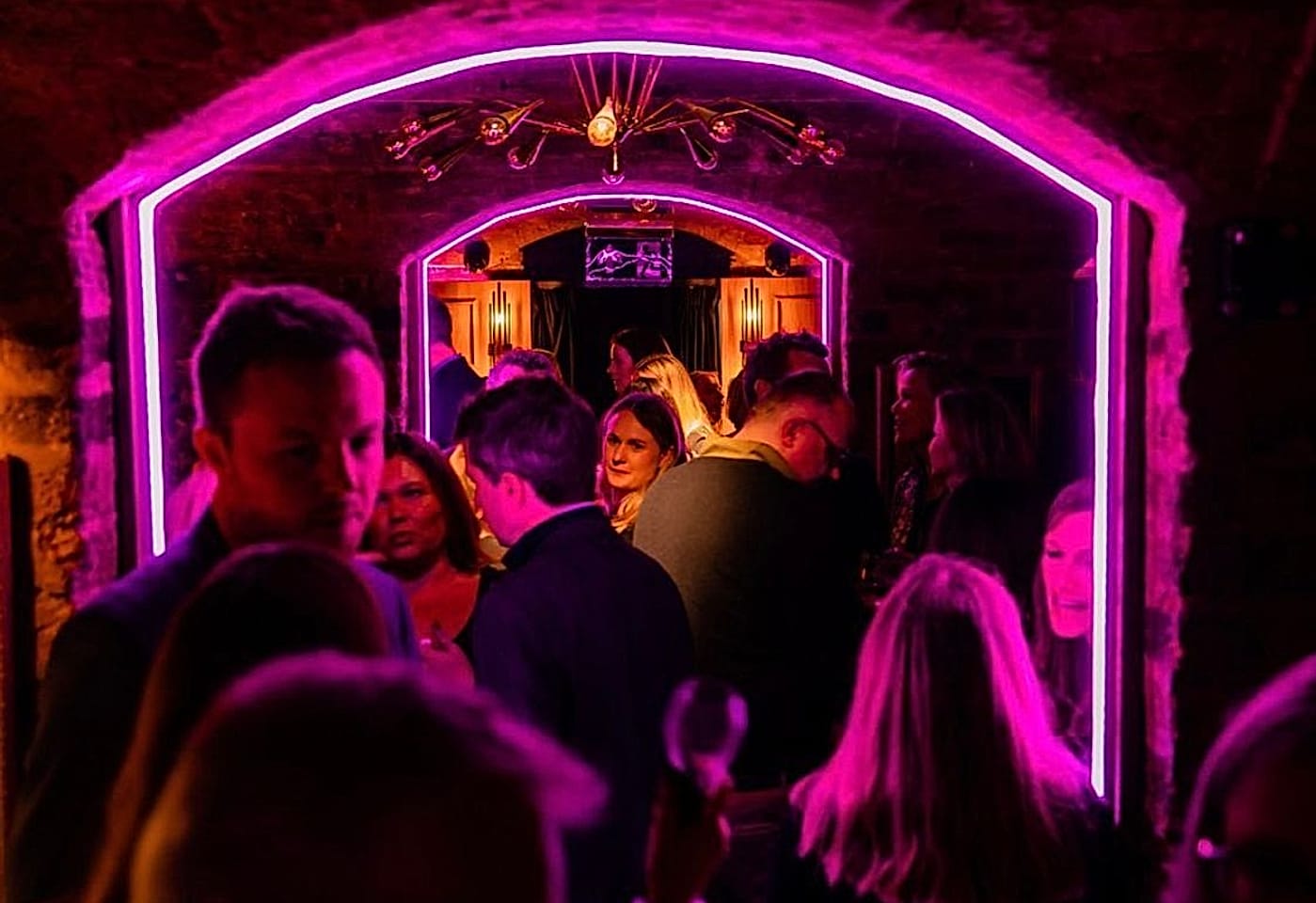 cache cache covent garden bars 2