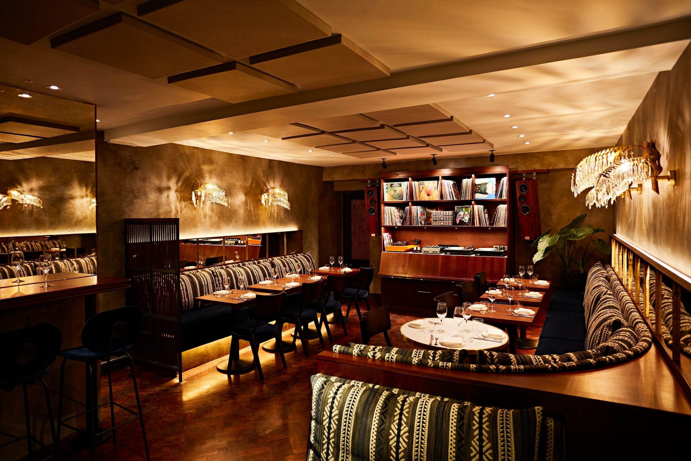 interior of notting hill cocktail bar caia