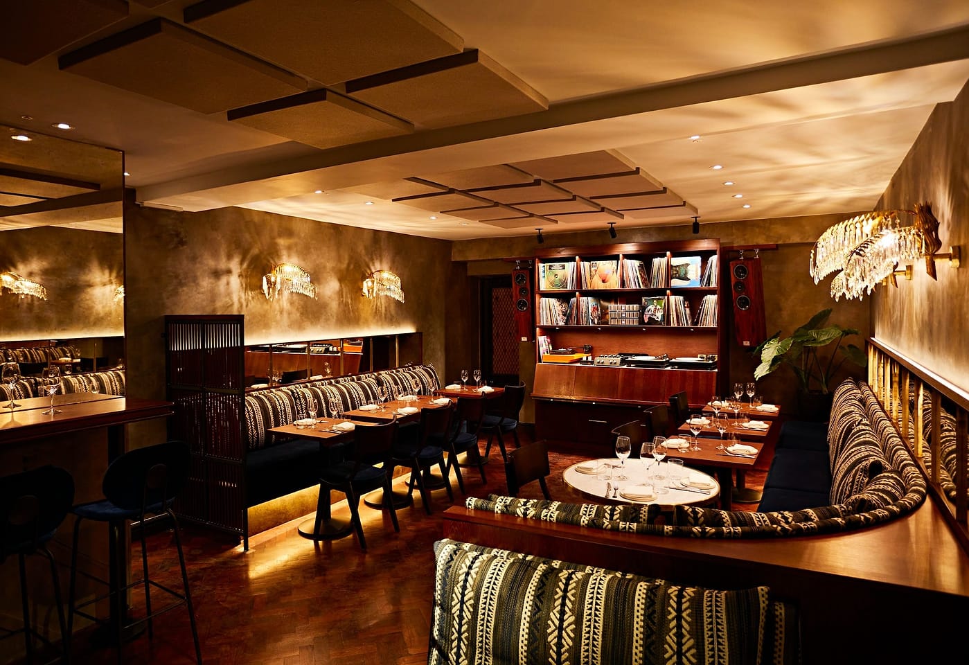 interior of notting hill cocktail bar caia