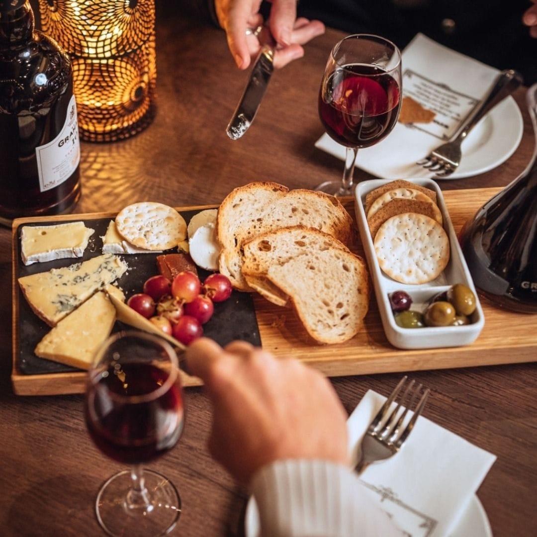 champagne charlies embankment wine bar london