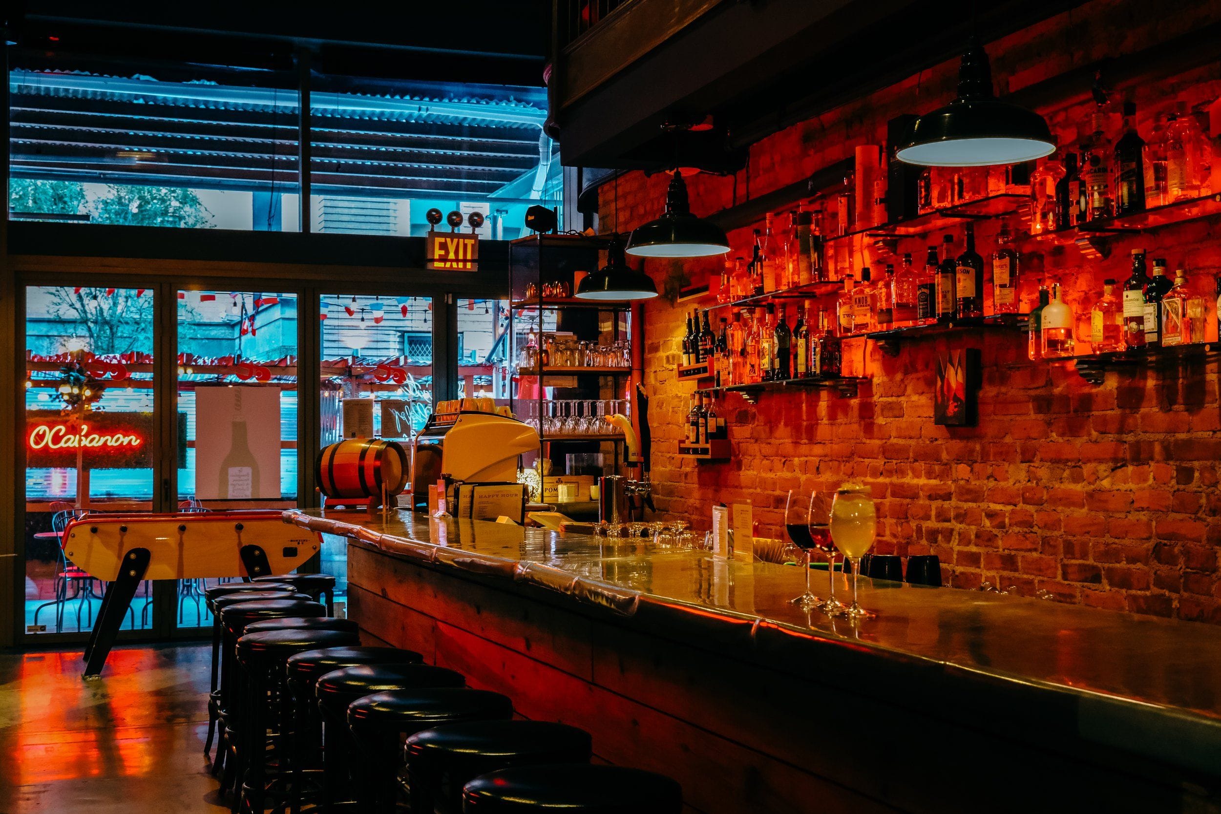 Essayez ce bar à vins de Chelsea: OCabanon 1