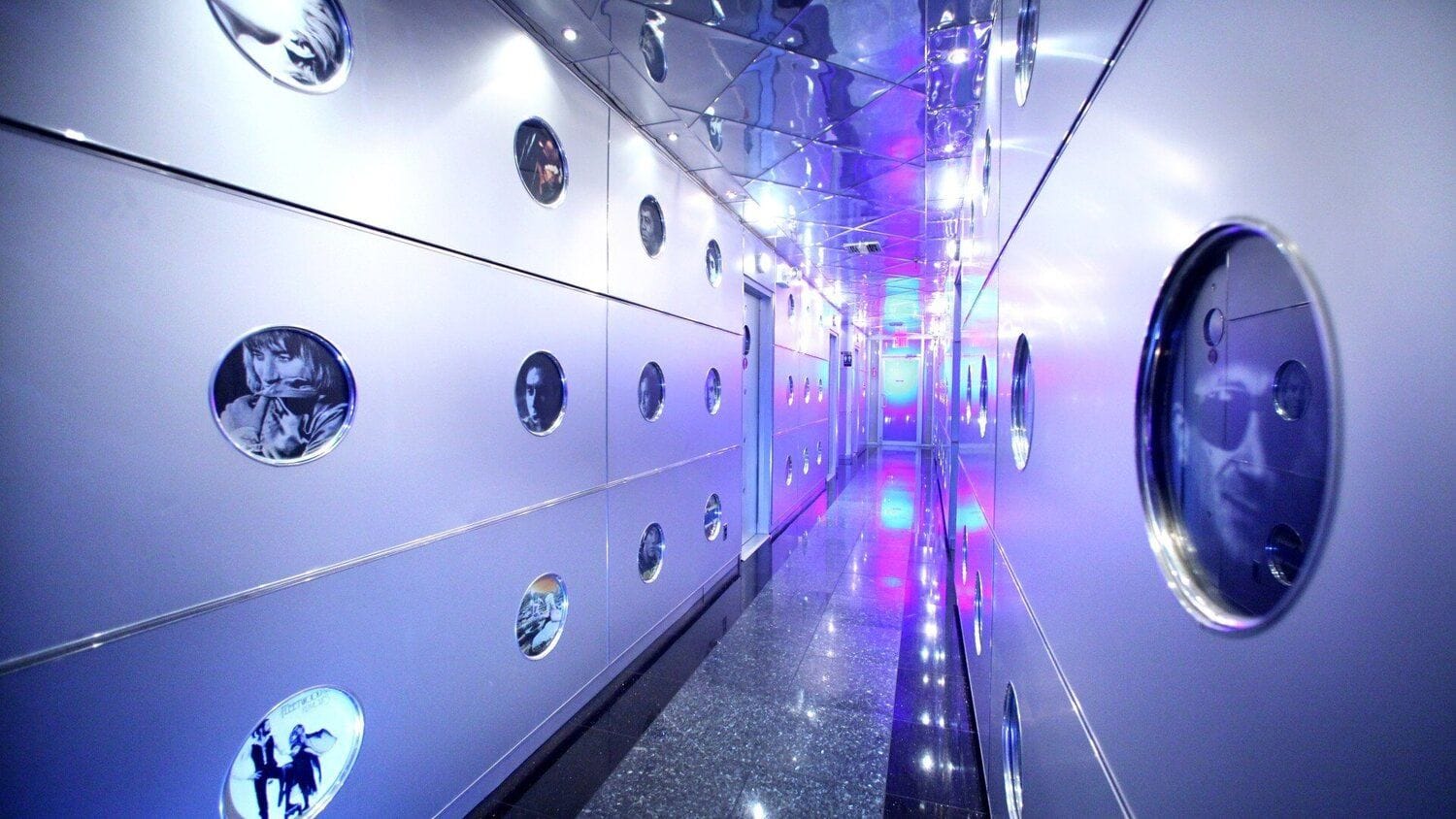 A futuristic karaoke venue in Koreatown: Chorus Karaoke 1