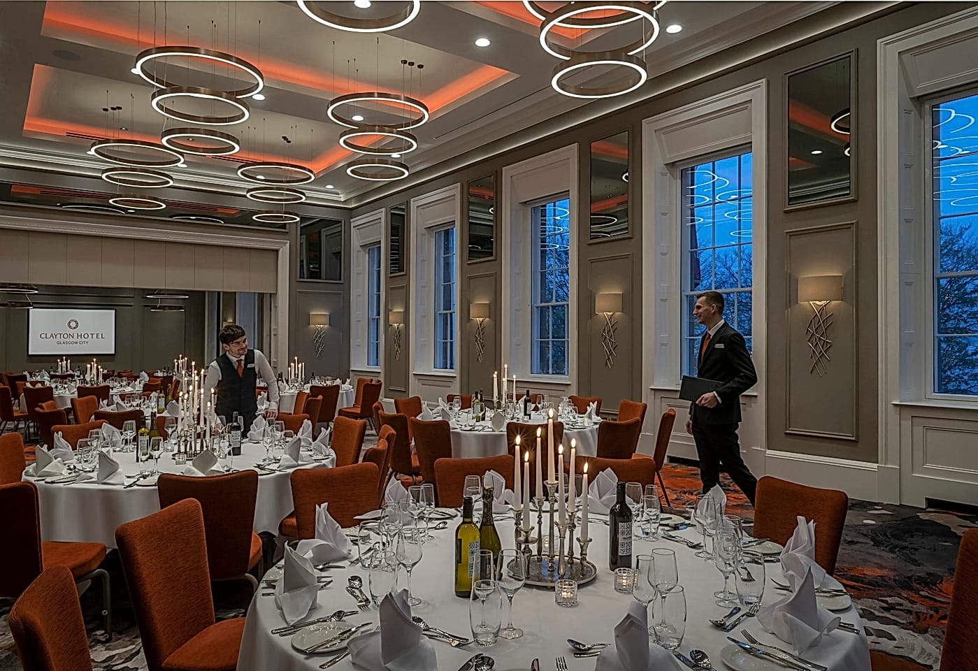 A modern Glasgow function room: Custom House Ballroom1