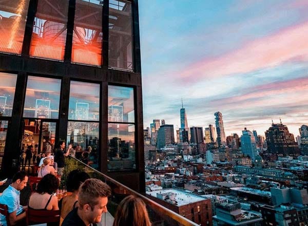 A Lower Manhattan summer party with unforgettable views and drinks: cloudM New York Bowery  image 2