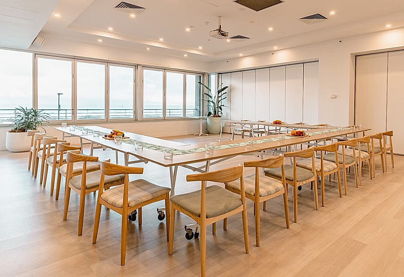 Conference Room Coast 3, Pier Hotel (events by coast) 1