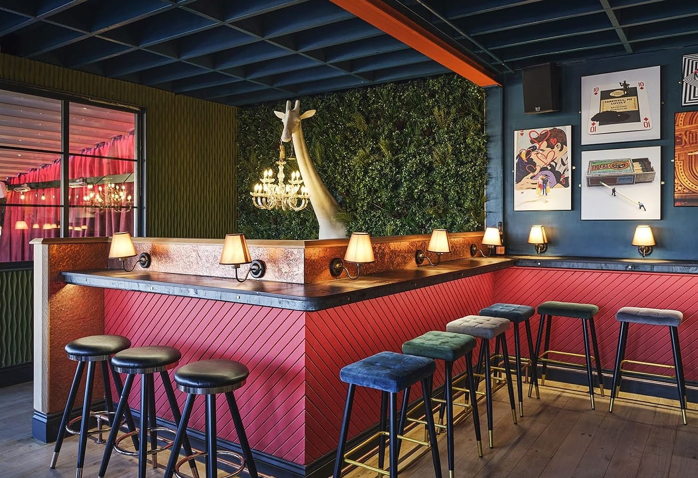 A modern outdoor bar in London: The Corin image 2