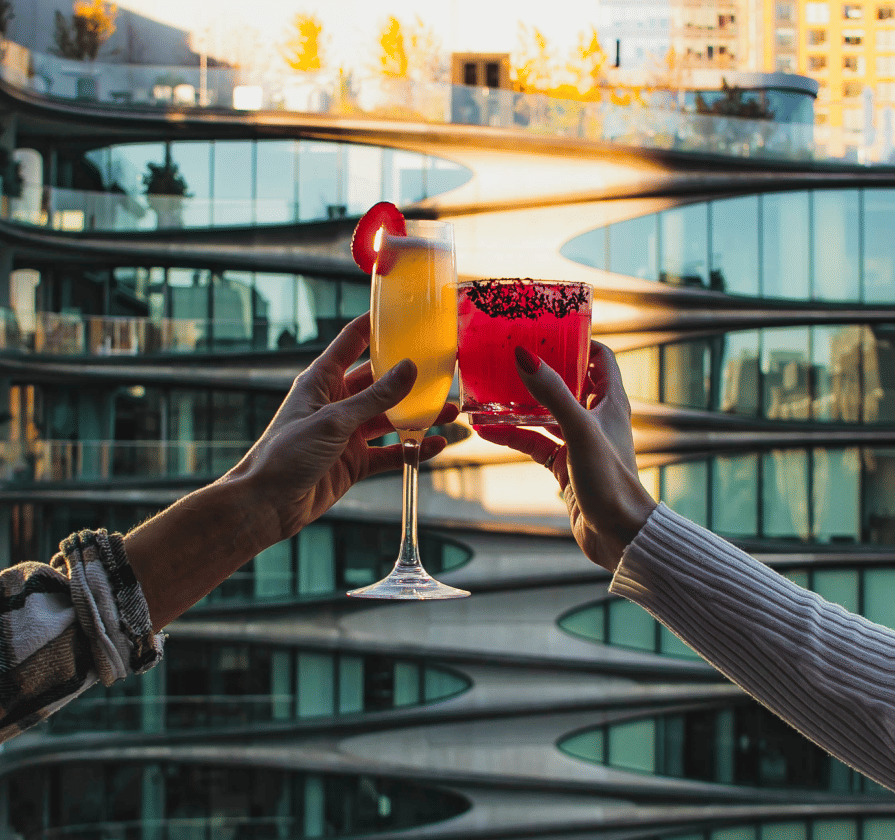 Costal over concrete for the summer: Creature's at Selina Rooftop  image 2