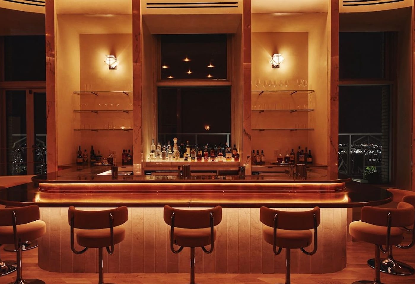 Head down to FiDi for dinner and drinks with the boys: Crown Shy and Overstory1