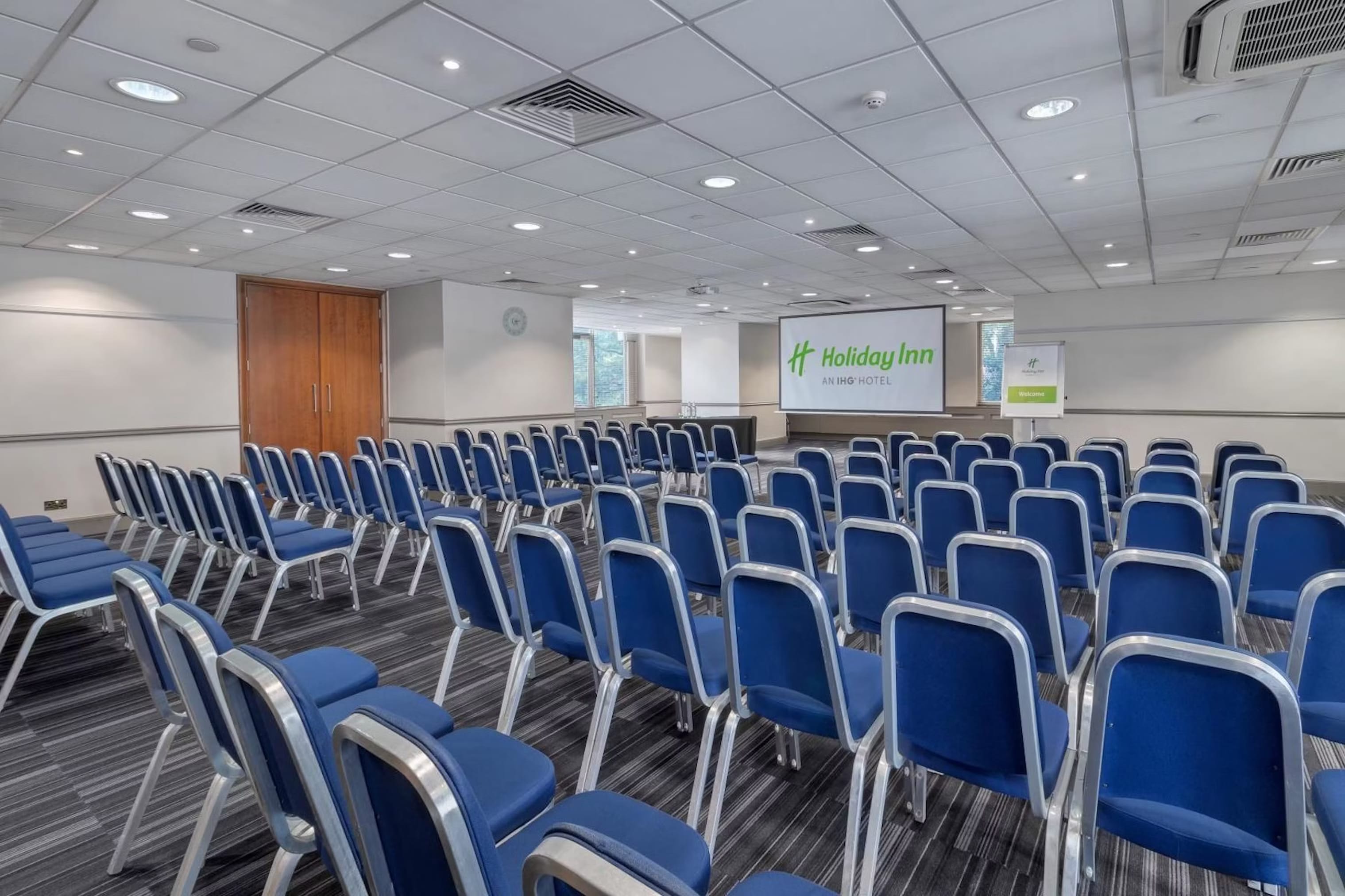 the dali suite meeting room at the holiday inn kensington in south kensington london