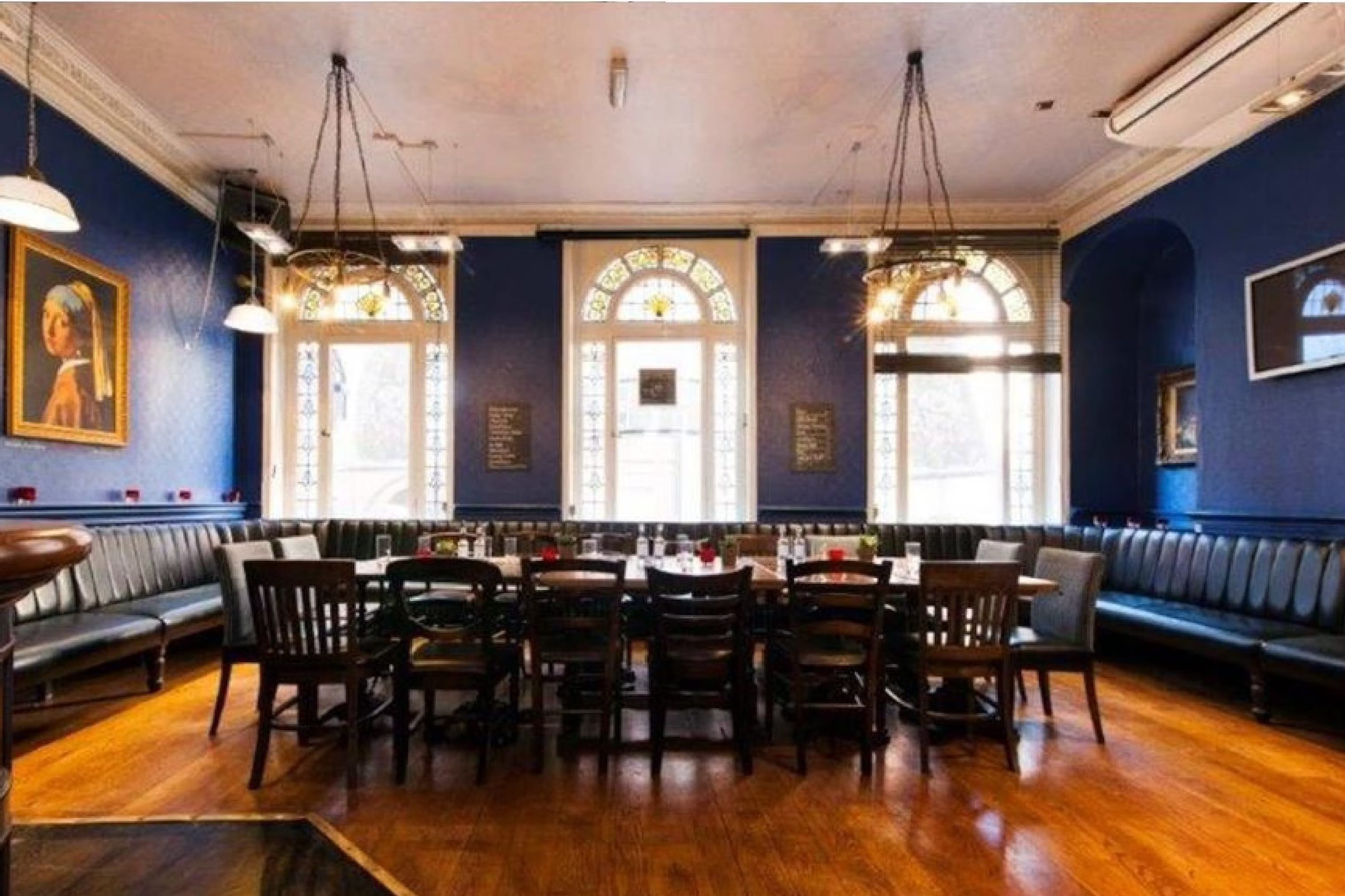 de galerij at de hems dutch cafe bar leicester square meeting room