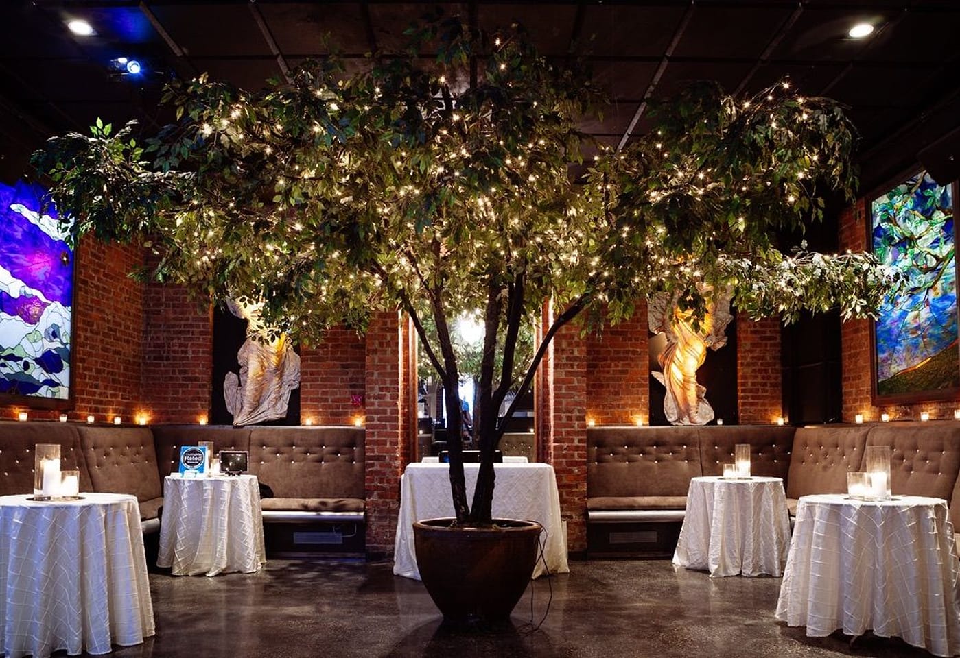The lounge at Deity Events, a bar/bat mitzvah venue in NYC.