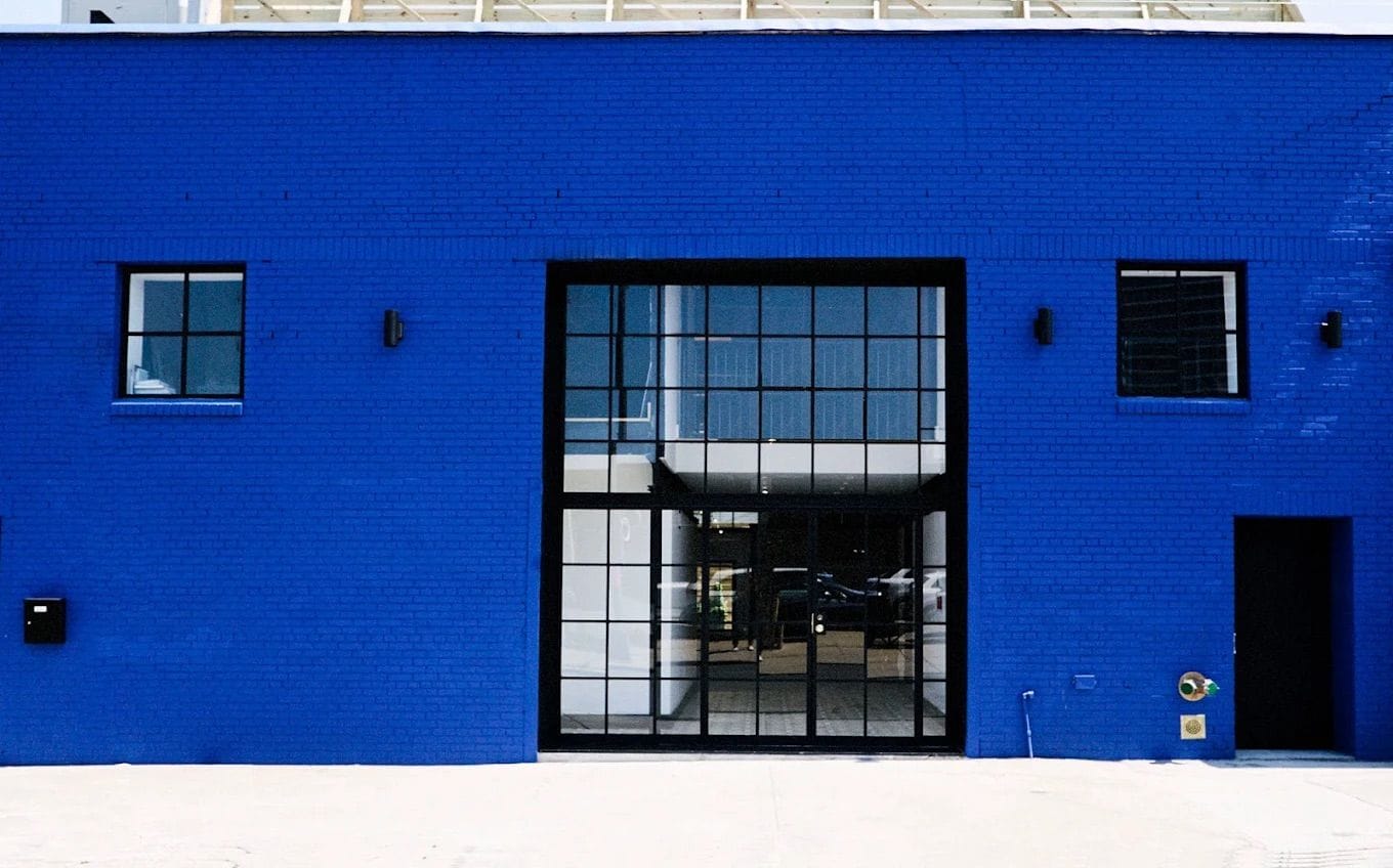 A Williamsburg banquet hall that you literally can’t miss: Dobbin St.  image 2