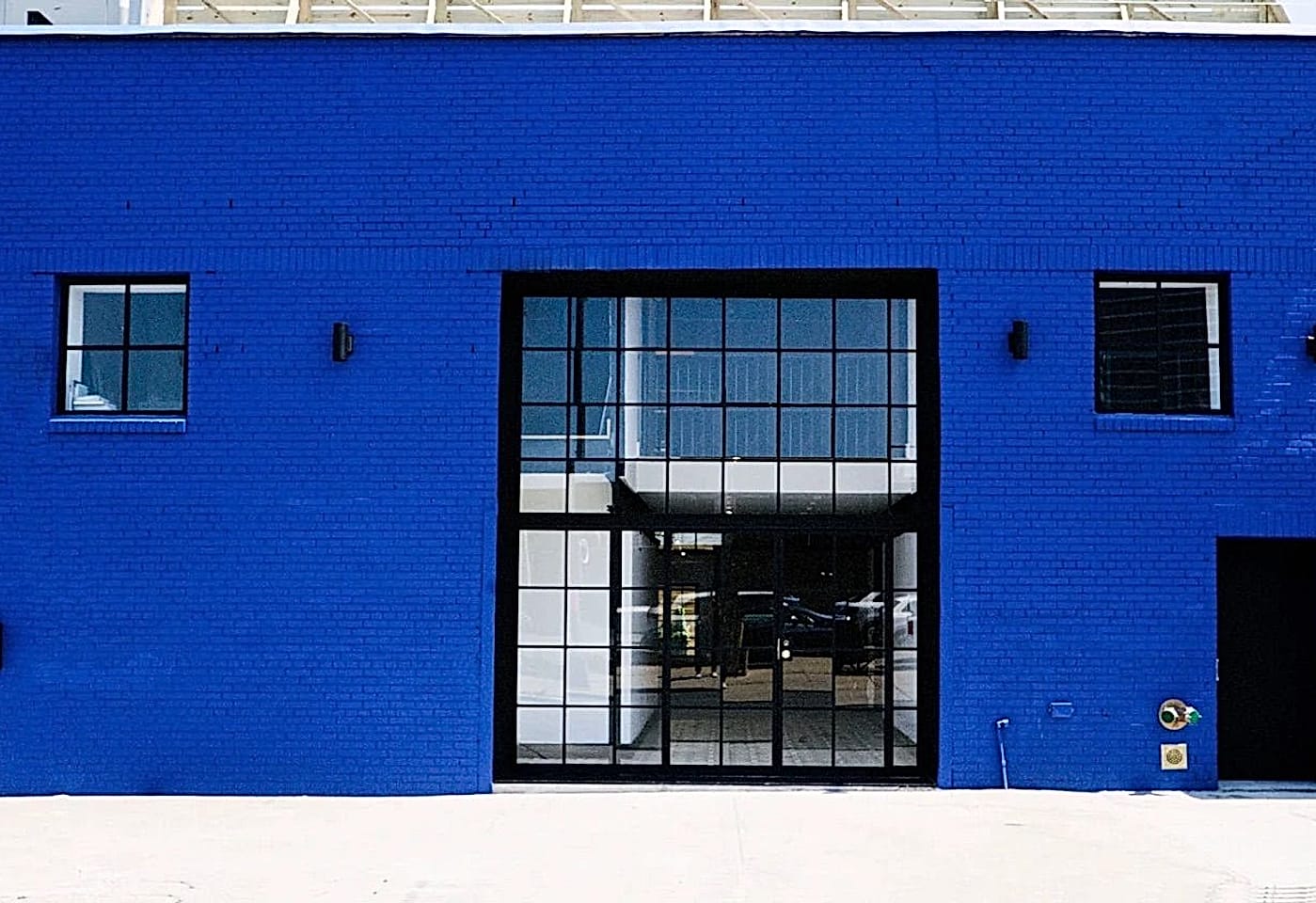 A Williamsburg banquet hall that you literally can’t miss: Dobbin St. image 2