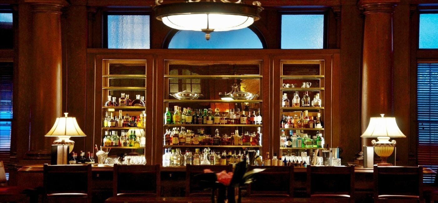 The Financial District meeting room that is the epitome of class: Down Town Association  image 3