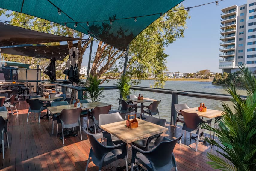 The Deck, Dublin Docks Tavern1