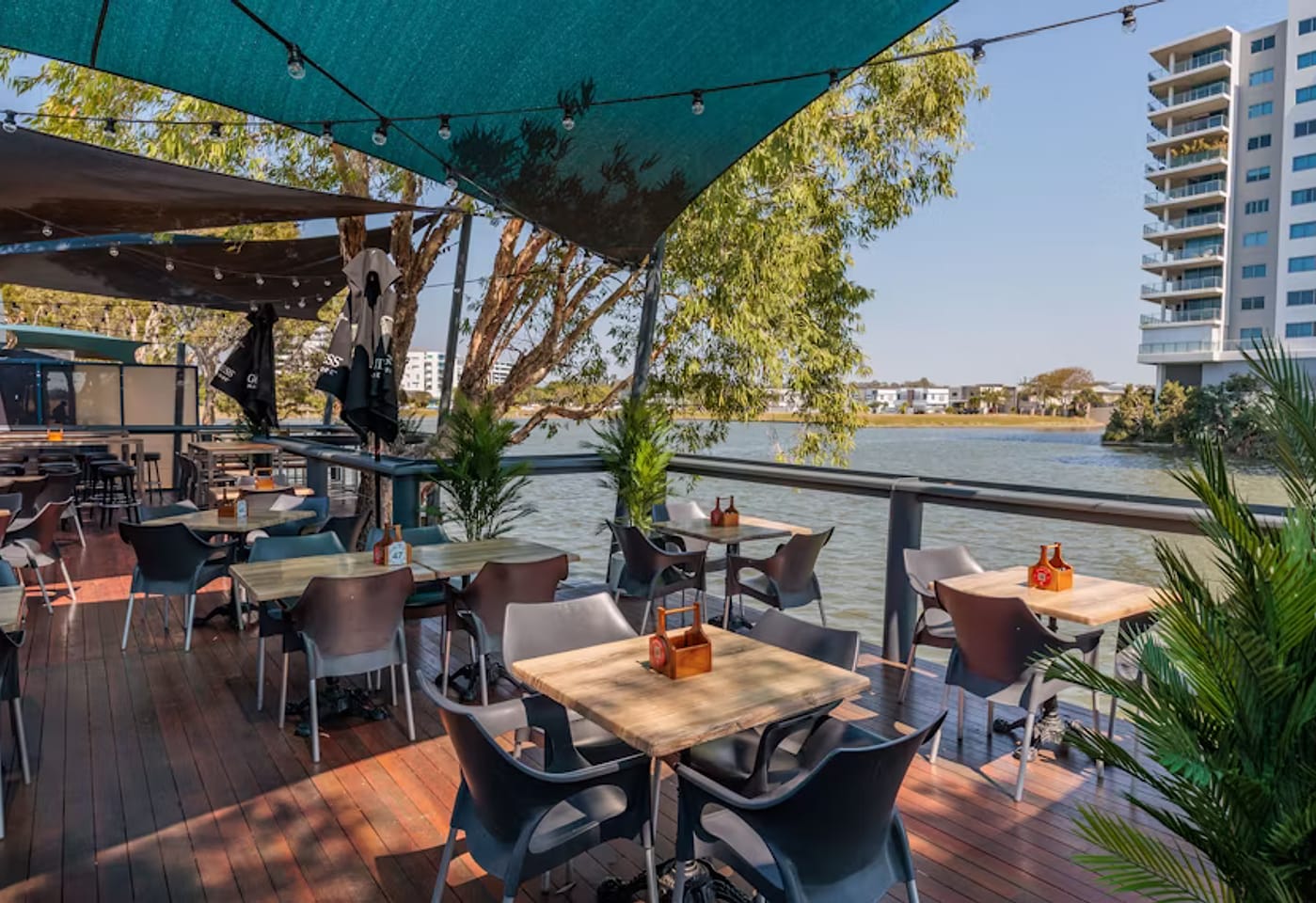 The Deck, Dublin Docks Tavern1