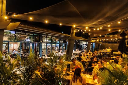 The Deck, Dublin Docks Tavern image 2